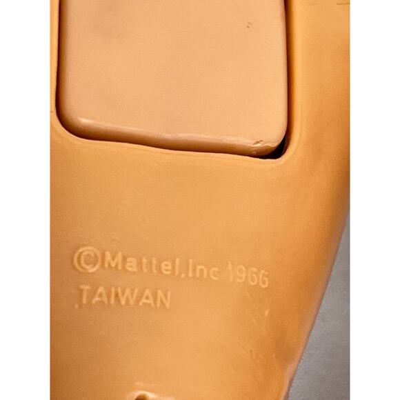 2 1966 Vintage Barbie Dolls with Push Button - Picture 6 of 9